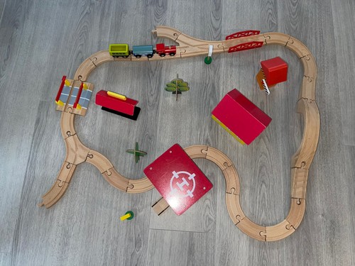 Großes brio holzeisenbahn - brio,