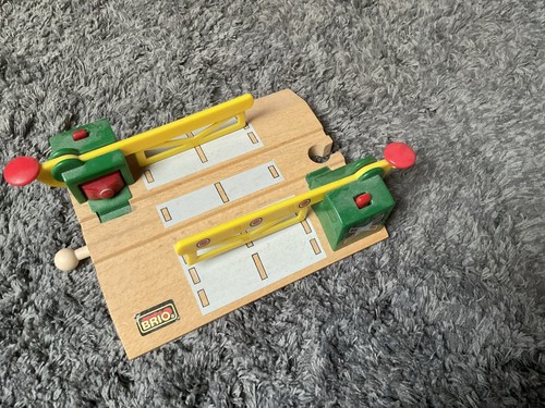 Holzeisenbahn bahnübergang - holzeisenbahn,