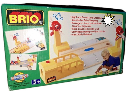 Wooden railway train brio - train,